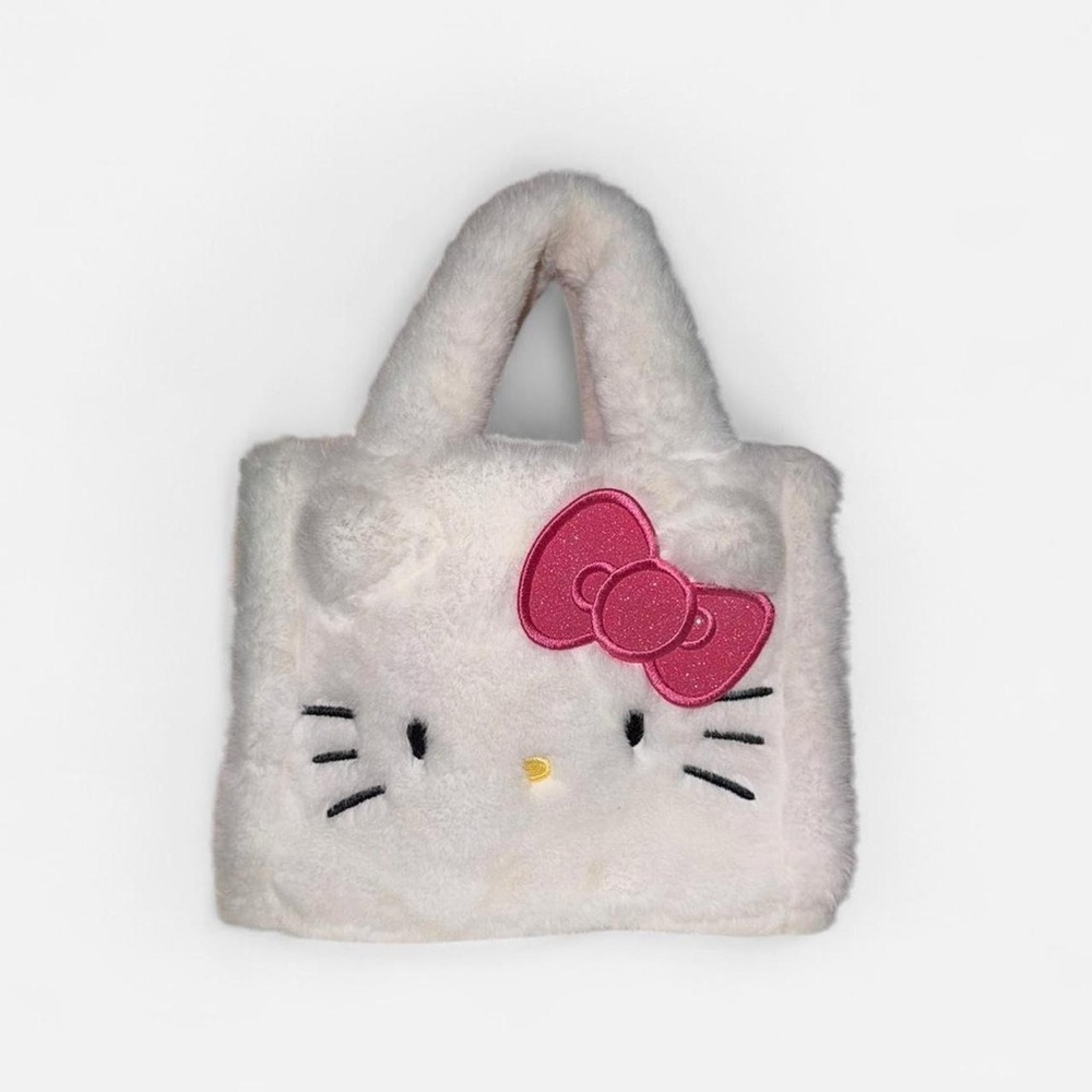 Hello Kitty White Plush Handbag with Pink Bow